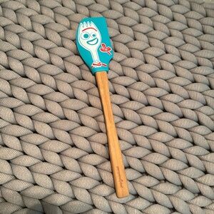 Pampered Chef Toy Story 4 Sporky Scraper